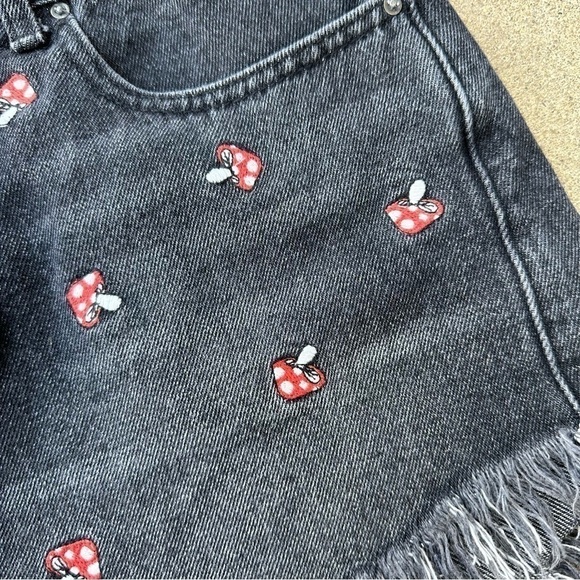 Simple Society Mushroom Embroidered Jean Shorte - Picture 3 of 5